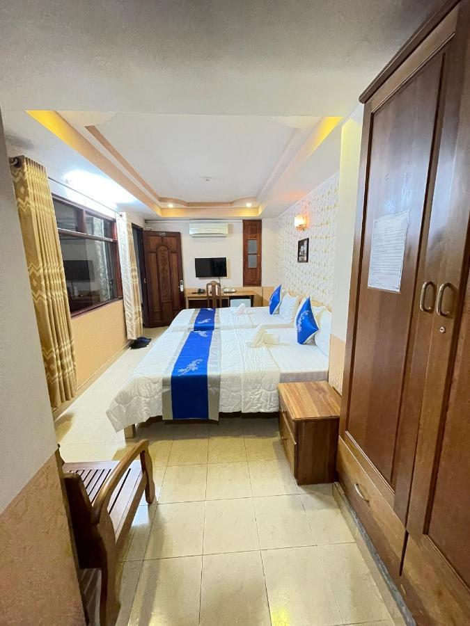 Khách Sạn Hồng Phát Ciudad Ho Chi Minh  Exterior foto